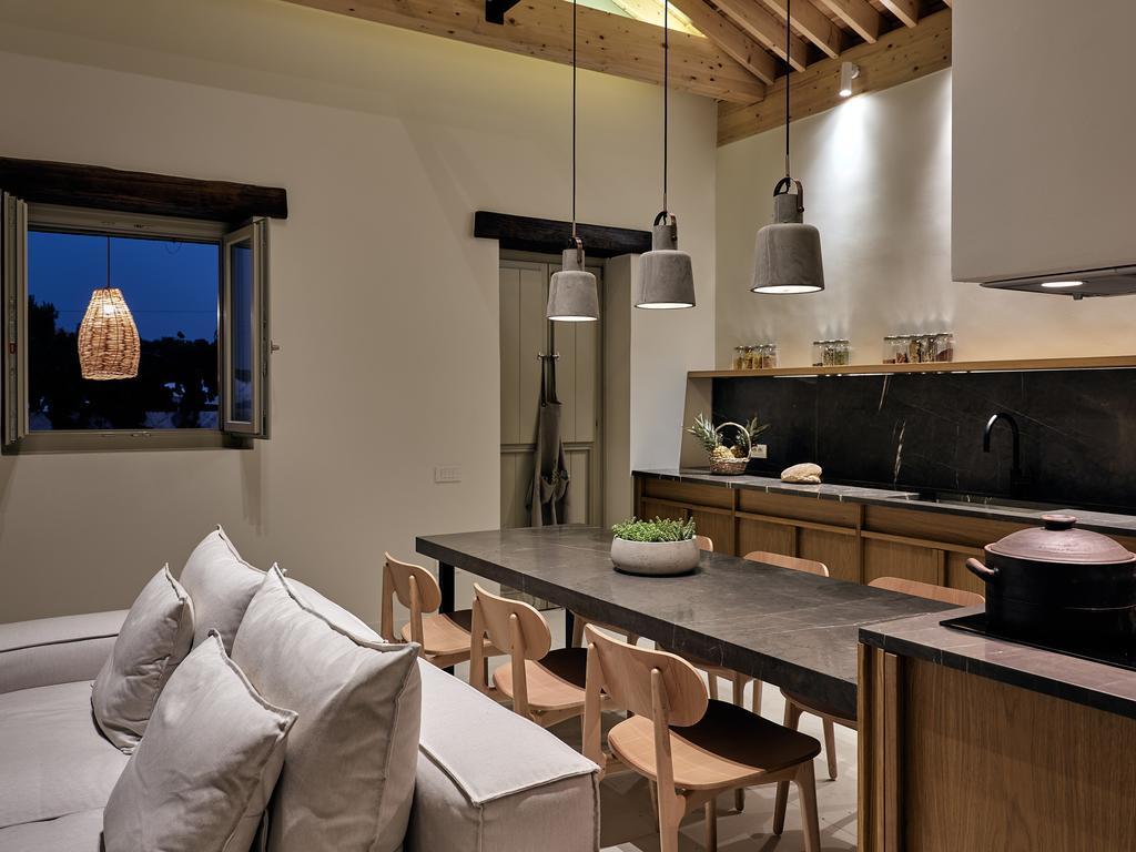 Niova Villa - Seafront, Private Pool And Ionian Sea Views, By Zantewize Alykes  Exterior foto