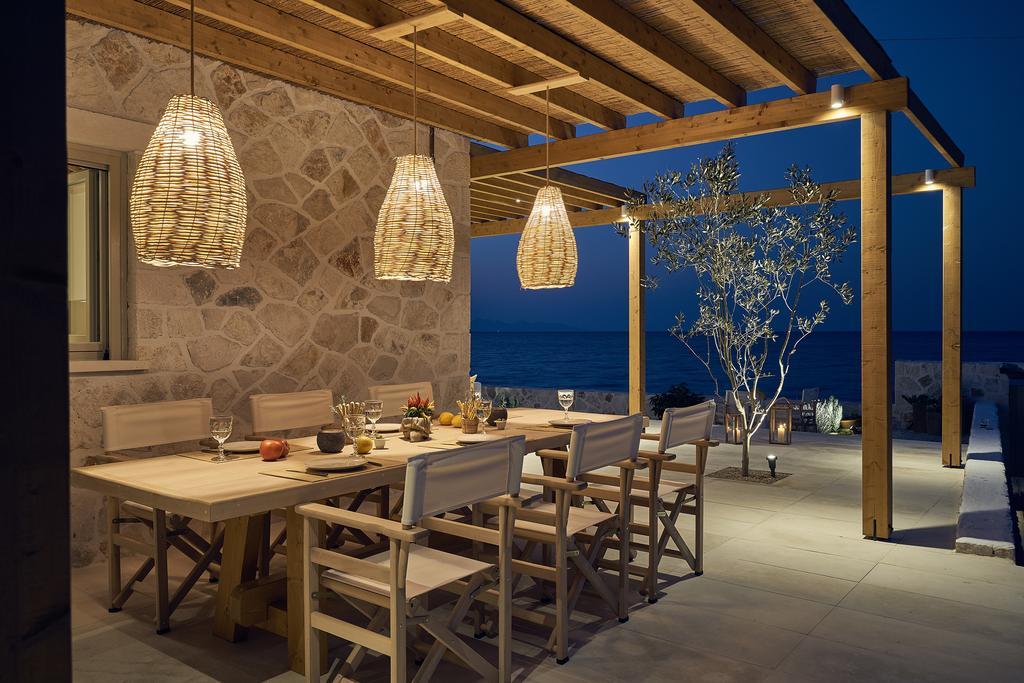 Niova Villa - Seafront, Private Pool And Ionian Sea Views, By Zantewize Alykes  Exterior foto