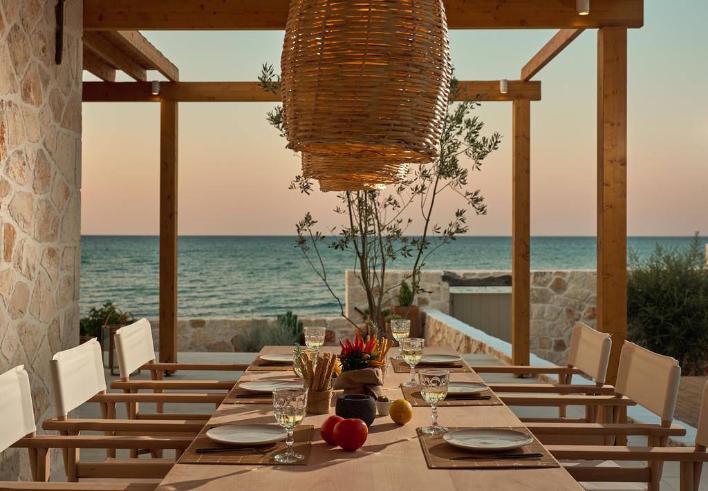 Niova Villa - Seafront, Private Pool And Ionian Sea Views, By Zantewize Alykes  Exterior foto