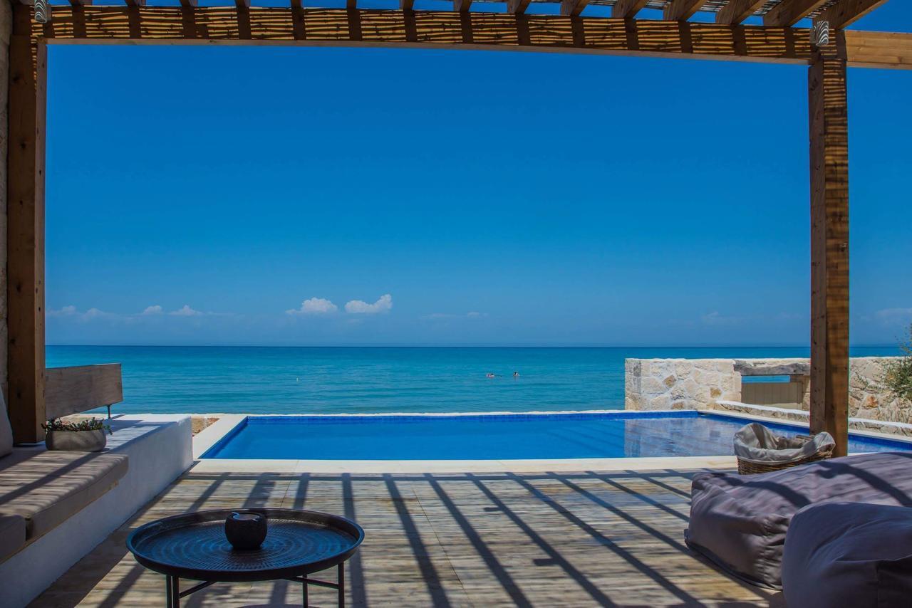 Niova Villa - Seafront, Private Pool And Ionian Sea Views, By Zantewize Alykes  Exterior foto